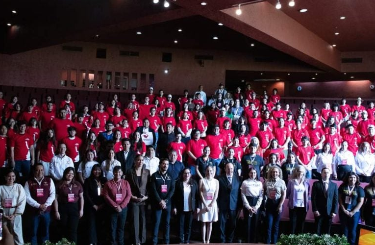 Impulsa gobierno estatal oportunidades para estudiantes tamaulipecos en Nuevo León con becas y apoyos