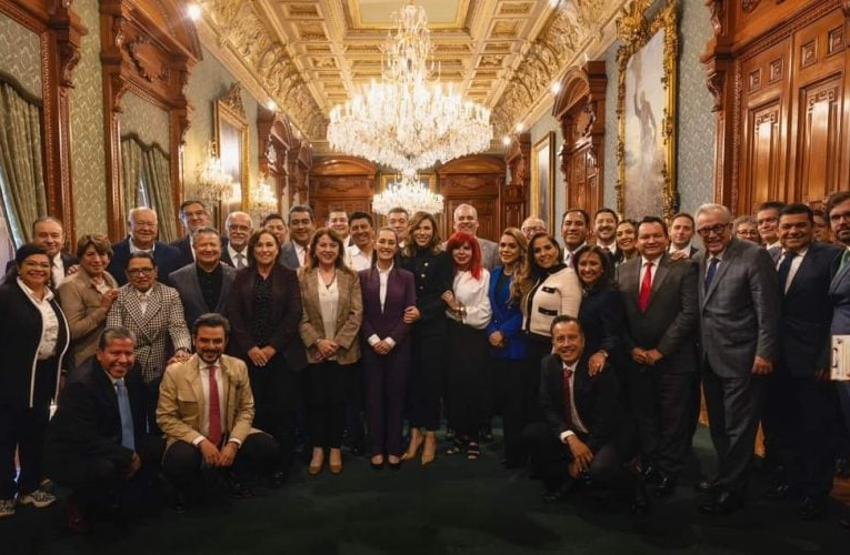 Se reúne gobernador de Tamaulipas con presidenta Claudia Sheinbaum