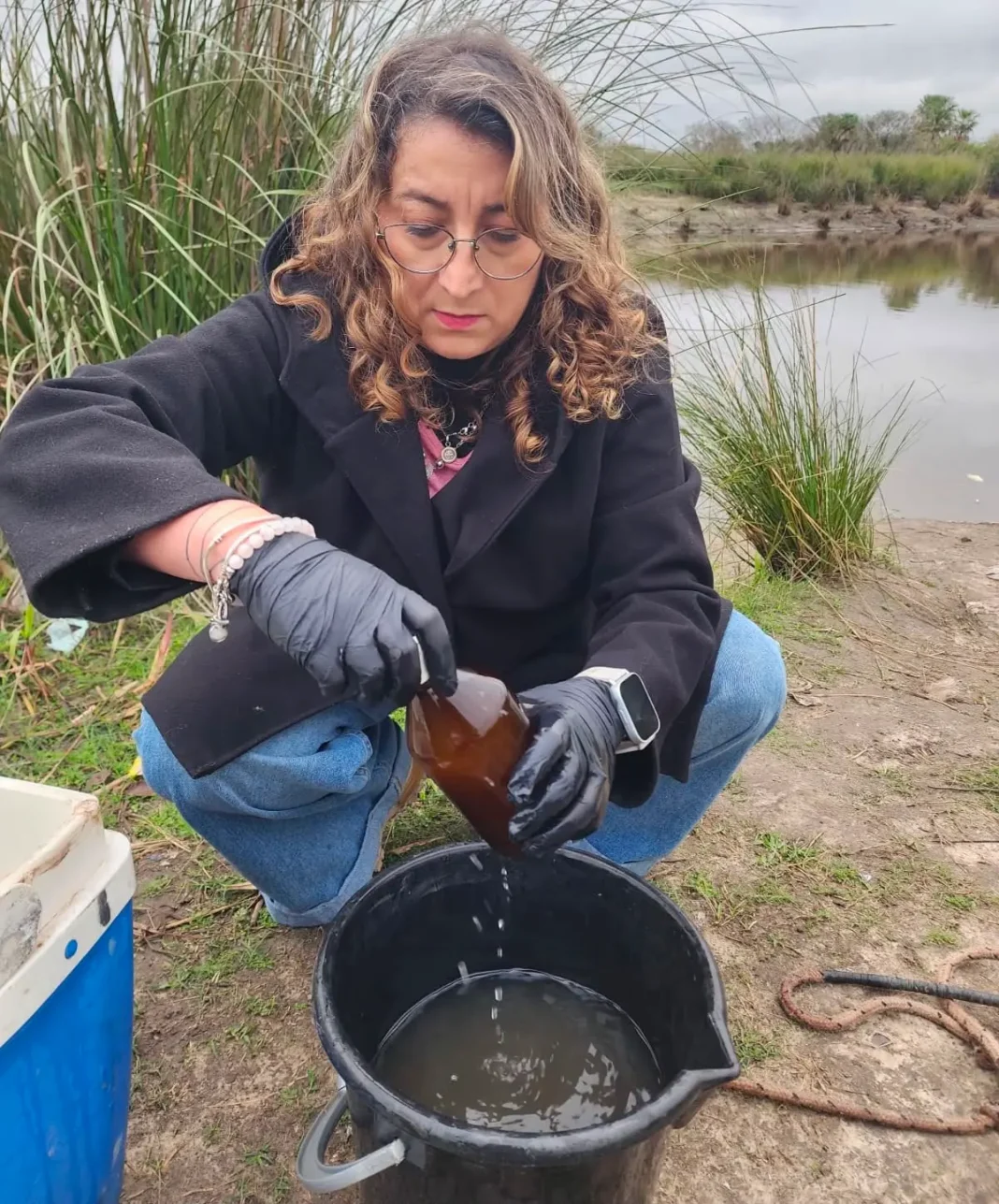 La APA analiza muestras para explicar la mortandad de peces en el Río Salado