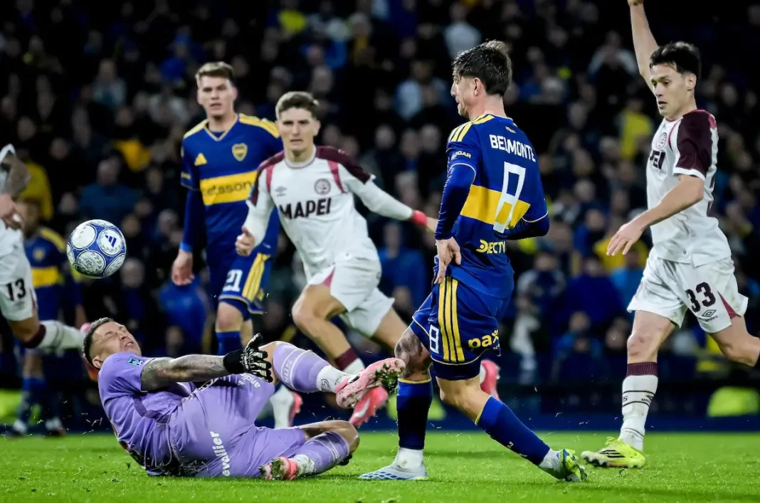 Boca encontró el triunfo en el final y se metió entre los ocho