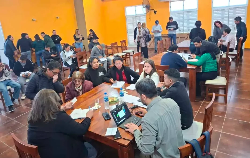 INSSSEP acercó trámites y asesoramiento a afiliados del interior
