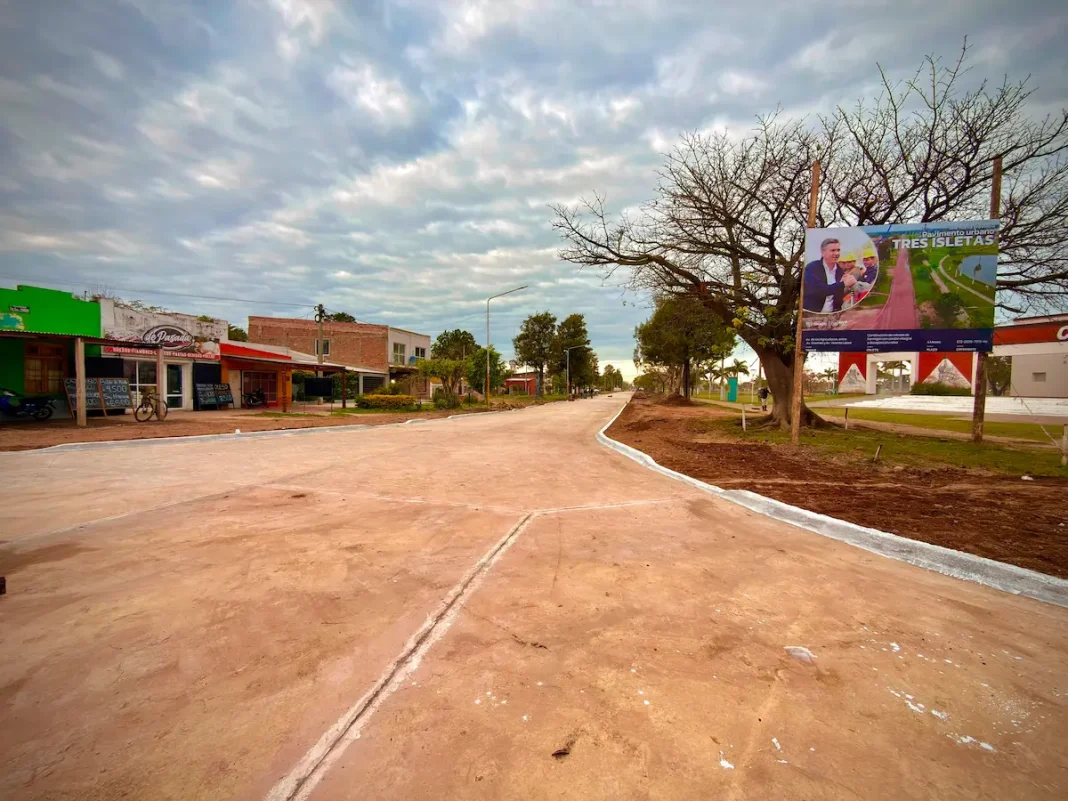 Tres Isletas suma obras de pavimento y ripio para mejorar la conectividad