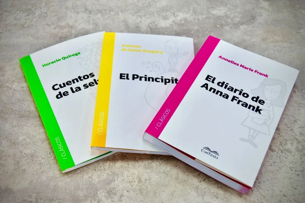 Libros exhibidos durante la Feria Iberoamericana del Libro Chaco 2026