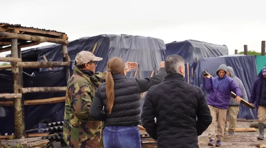 Asistencia a familias evacuadas en Barranqueras
