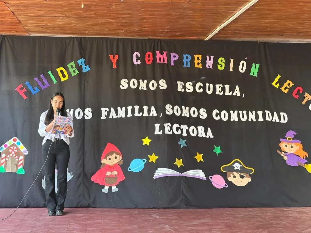 Cartel de una jornada escolar sobre fluidez y comprensión lectora
